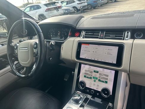 Used 2018 Land Rover Range Rover HSE image 30