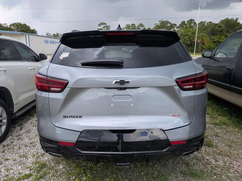 Used 2023 Chevrolet Blazer RS w/ Driver Confidence II Package FWD image 5