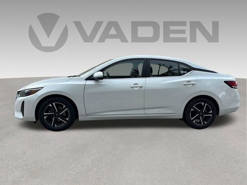Used 2024 Nissan Sentra SV FWD image 20