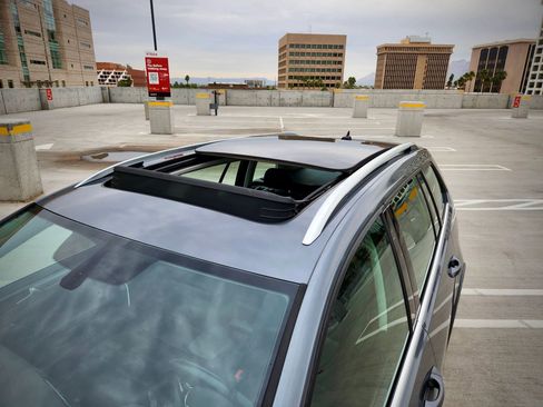 Used 2017 Volkswagen Golf Alltrack SE image 42