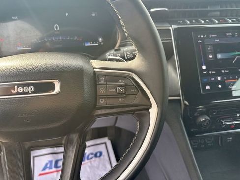 Used 2024 Jeep Grand Cherokee L Laredo w/ Luxury Tech Group I image 16