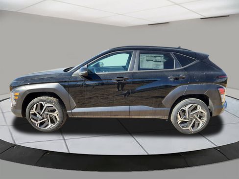 New 2026 Hyundai Kona SEL Premium AWD/4WD image 2