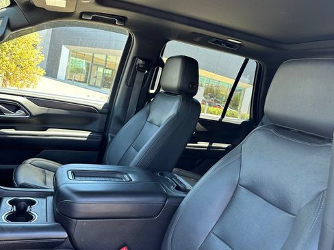 Used 2022 Chevrolet Tahoe Z71 w/ Off-Road Capability Package AWD/4WD image 14