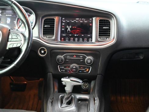Used 2017 Dodge Charger R/T RWD image 24