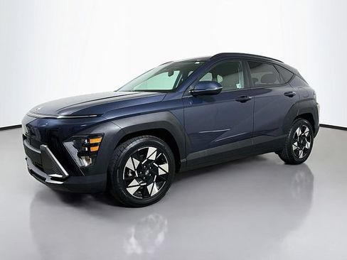 Used 2024 Hyundai Kona SEL FWD image 3