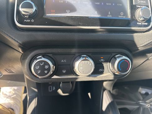 Used 2021 Nissan Versa S image 15