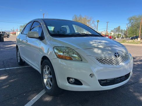 Used 2010 Toyota Yaris Sedan image 9