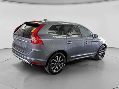 Used 2017 Volvo XC60 T6 Dynamic w/ Preferred Option Package AWD/4WD image 8