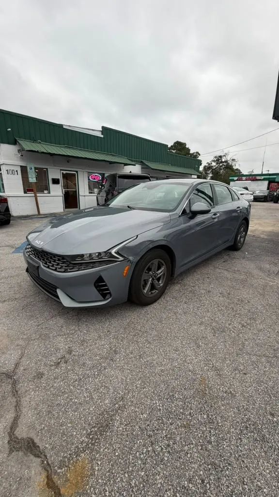 Used 2023 Kia K5 LXS FWD image 8
