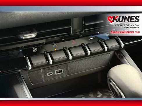 New 2026 GMC Canyon Elevation w/ Convenience Package image 25