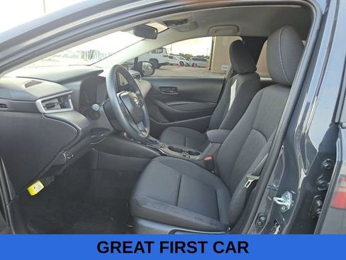 Used 2026 Toyota Corolla LE FWD image 6