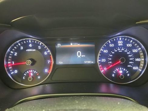 Used 2024 Kia Forte LXS FWD image 13