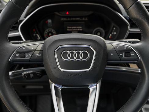 Used 2023 Audi Q3 2.0T Premium Plus w/ Premium Plus Package AWD/4WD image 17
