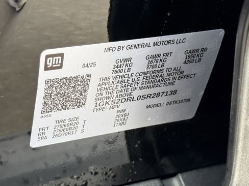 Used 2025 GMC Yukon Denali AWD/4WD image 31