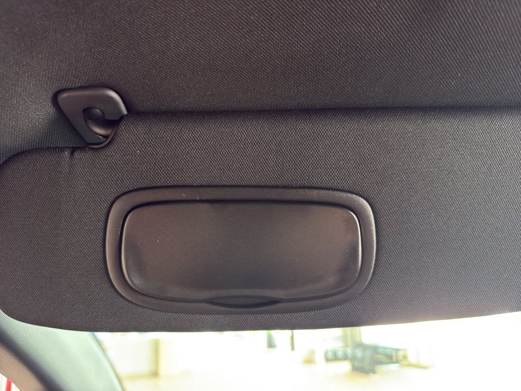 New 2027 Chrysler Pacifica Select FWD image 23
