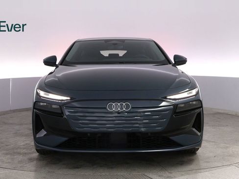 Used 2025 Audi A6 e-tron Premium Plus RWD image 12