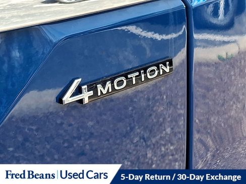 Certified 2025 Volkswagen Atlas SEL Premium R-Line AWD/4WD image 35