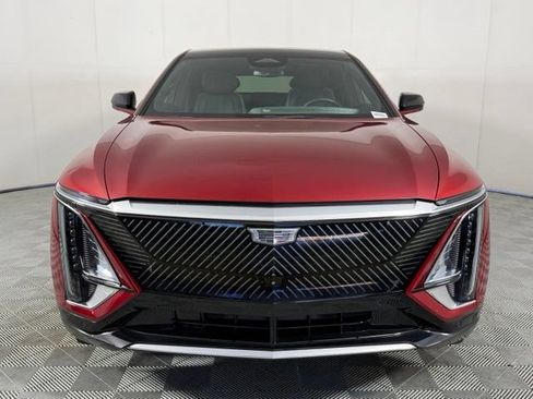 Certified 2024 Cadillac Lyriq Tech w/ Driver Assist Package AWD/4WD image 12