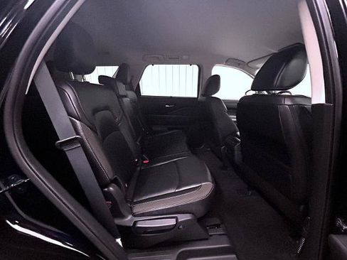 Certified 2025 Nissan Pathfinder SL AWD/4WD image 18