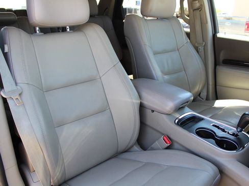 Used 2013 Dodge Durango Crew w/ Trailer Tow Group IV AWD/4WD image 34