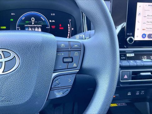 Used 2026 Toyota Camry LE FWD image 24