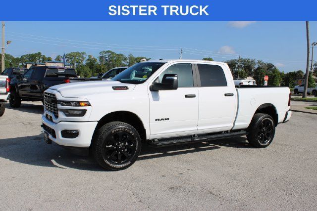 Used 2025 RAM 2500 Big Horn AWD/4WD image 5