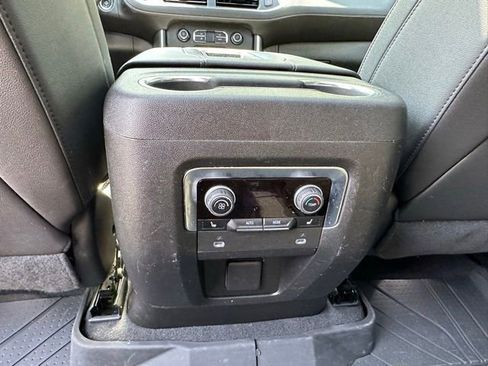 Used 2023 Chevrolet Tahoe Premier AWD/4WD image 28