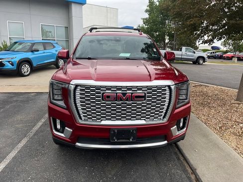 Used 2022 GMC Yukon Denali w/ Max Trailering Package AWD/4WD image 2