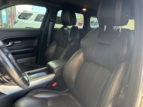 Used 2016 Land Rover Range Rover Evoque SE Premium image 7