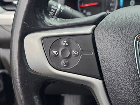 Used 2019 GMC Acadia SLT w/ Black Edition image 39