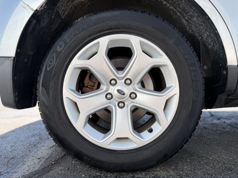 Used 2014 Ford Edge SE w/ Equipment Group 101A AWD/4WD image 30