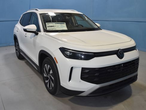 New 2026 Volkswagen Tiguan S image 1