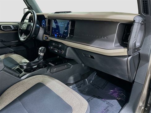 Used 2025 Ford Bronco Big Bend image 30