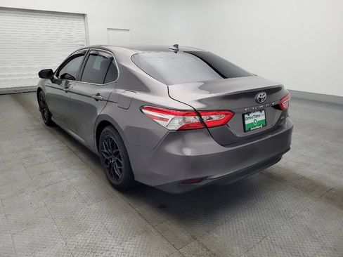 Used 2020 Toyota Camry LE image 5