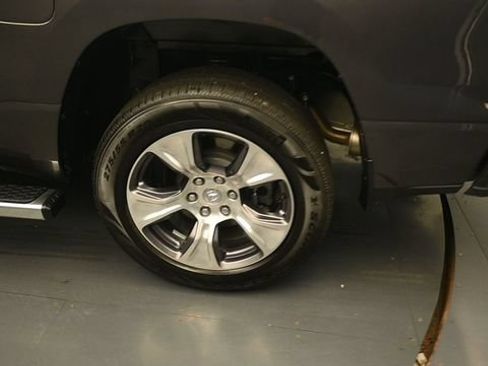 Used 2024 RAM 1500 Laramie AWD/4WD image 9