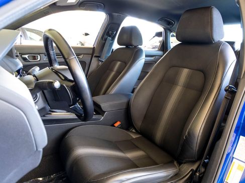 Used 2024 Honda Civic Sport image 18
