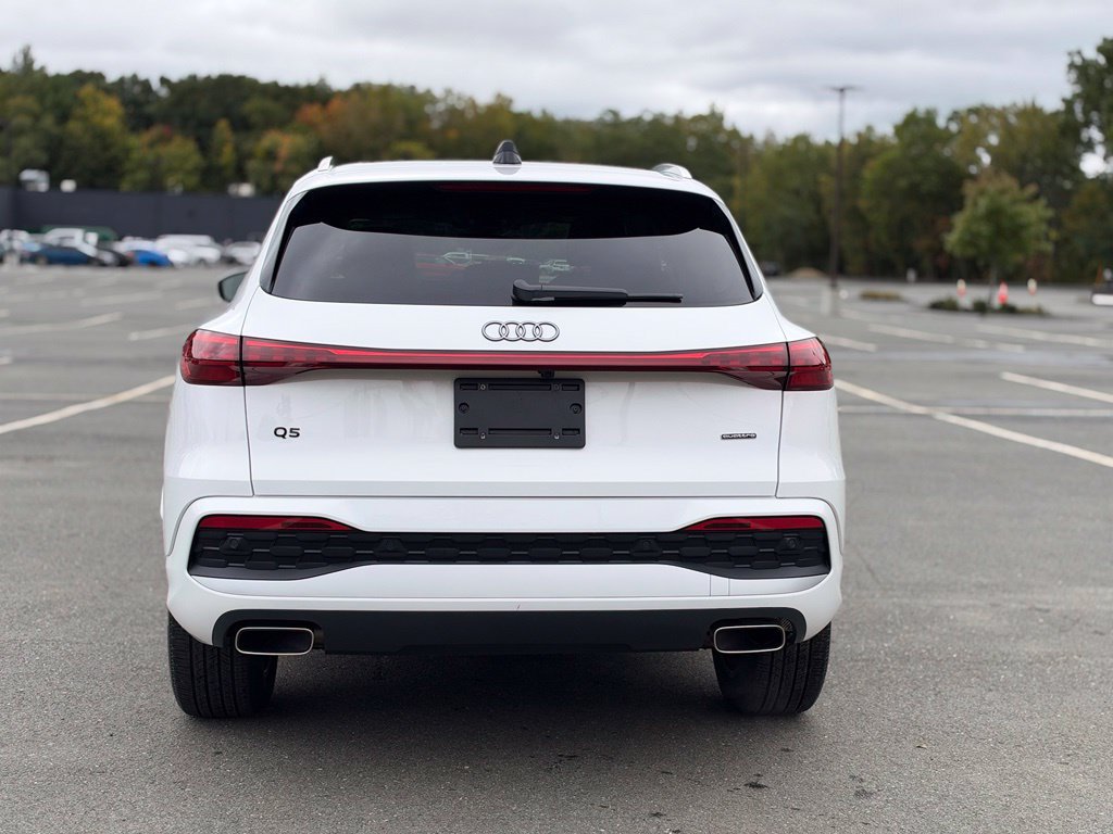 Used 2025 Audi Q5 Premium w/ Convenience Package AWD/4WD image 5