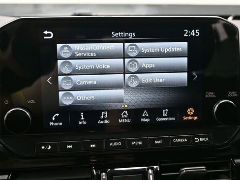 Used 2023 Nissan Pathfinder SL w/ Black Appearance Package image 27