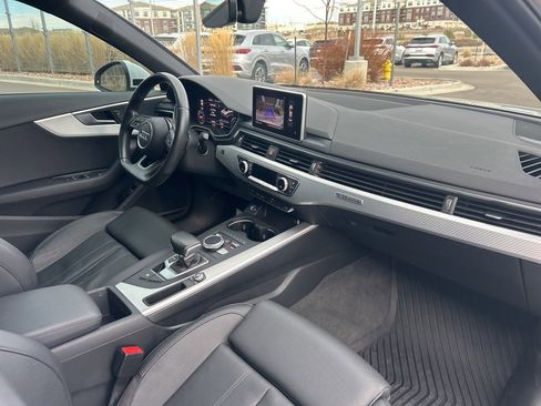Used 2017 Audi A4 2.0T Premium Plus image 32