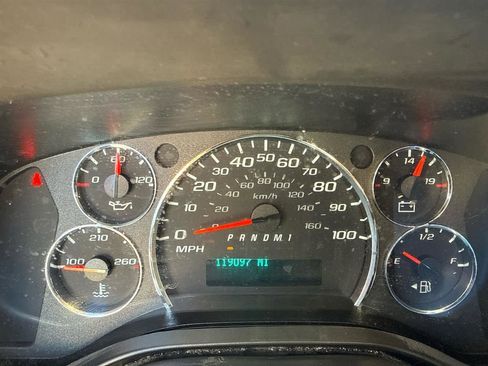 Used 2021 Chevrolet Express 2500 w/ Driver Convenience Package image 11