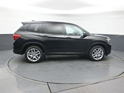 Used 2024 Honda Passport EX-L image 7