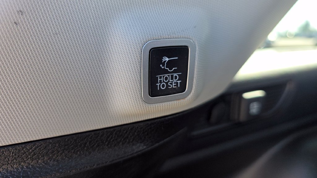 Used 2023 Jeep Grand Cherokee Limited AWD/4WD image 18