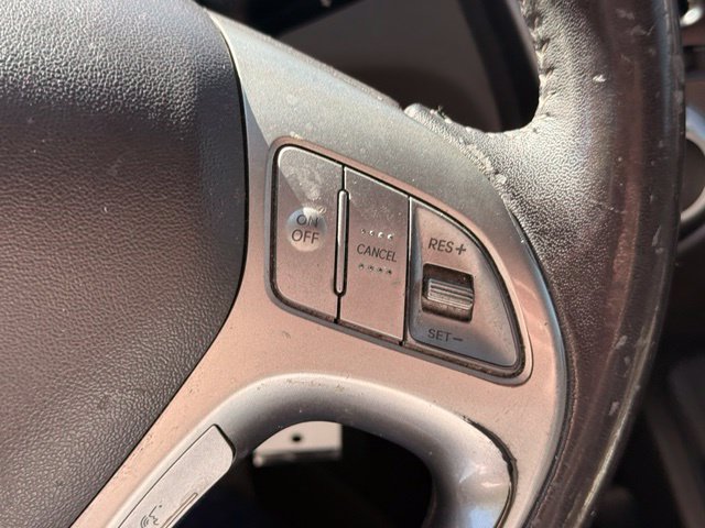 Used 2012 Hyundai Tucson GLS FWD image 14