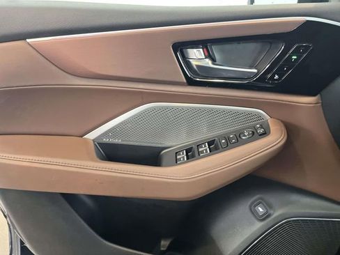 Used 2024 Acura MDX SH-AWD w/ Technology Package image 27