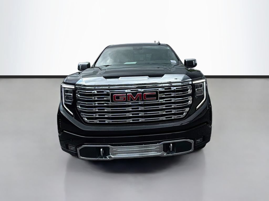Used 2025 GMC Sierra 1500 Denali w/ Denali Reserve Package AWD/4WD image 2