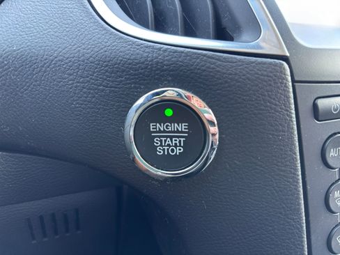 Used 2015 Ford Edge Titanium w/ Equipment Group 302A image 32