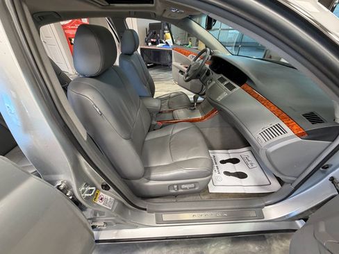 Used 2005 Toyota Avalon XLS FWD image 42
