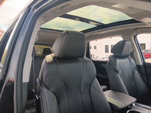 Used 2024 Acura MDX SH-AWD w/ Technology Package image 12