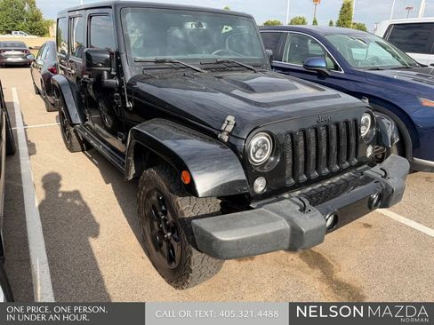 Used 2015 Jeep Wrangler Unlimited Sahara AWD/4WD image 3