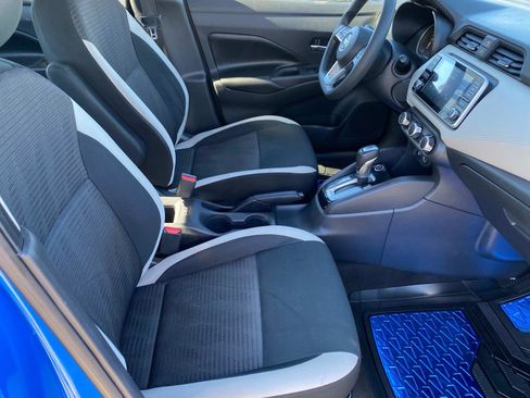 Used 2020 Nissan Versa SV image 18